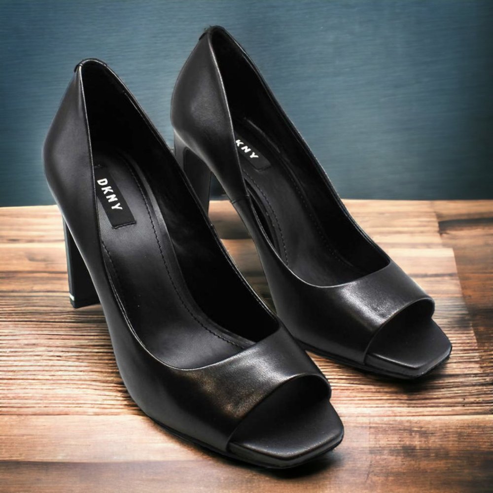 DKNY Womens Claudia Leather Peep Toe Classic Pumps